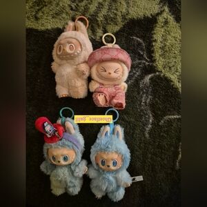 POPMART : LABUBU BUNDLE PRICED TO SELL QUICKLY Big Into Energy & Have A Seat